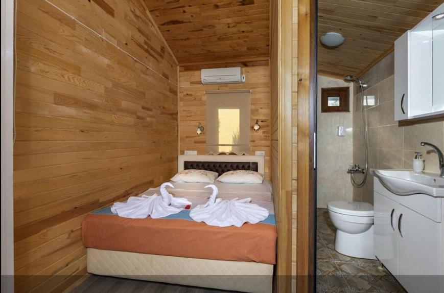 Flora Pansiyon Çıralı Apartamento Kemer Exterior foto