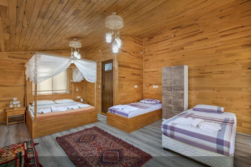 Flora Pansiyon Çıralı Apartamento Kemer Exterior foto