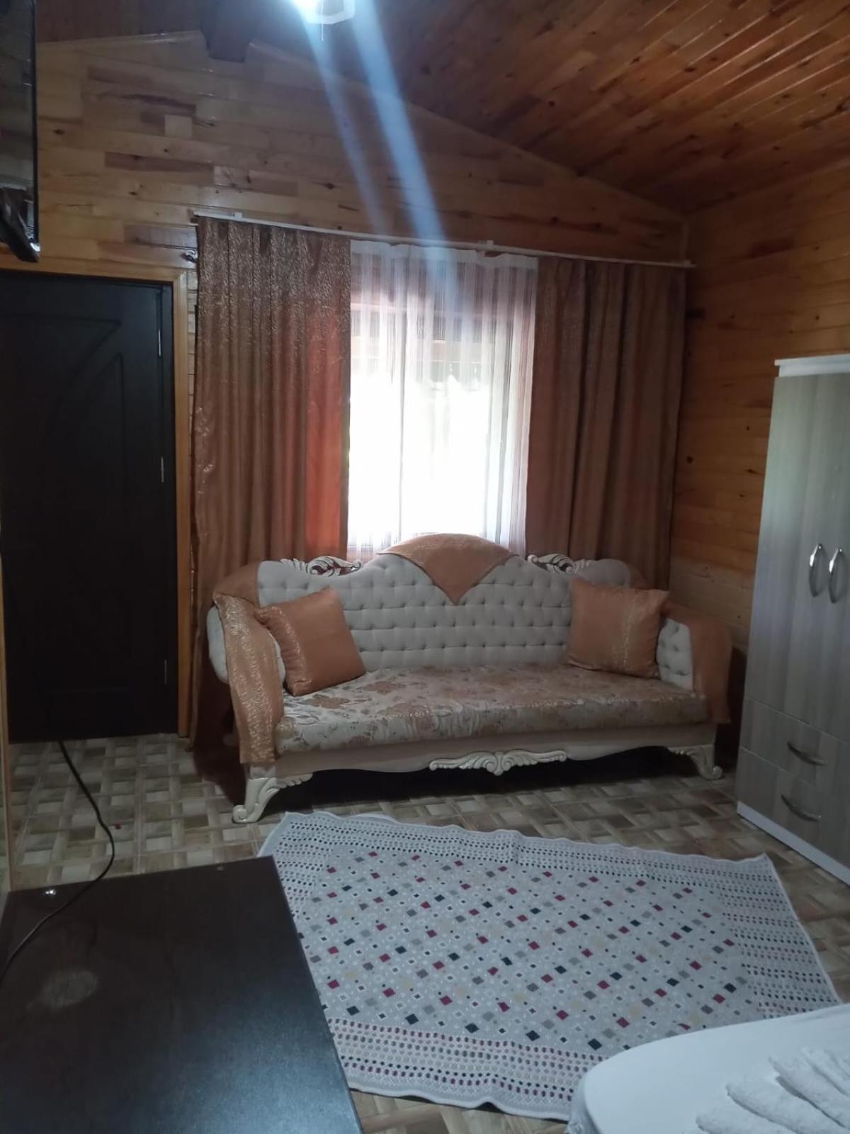 Flora Pansiyon Çıralı Apartamento Kemer Exterior foto