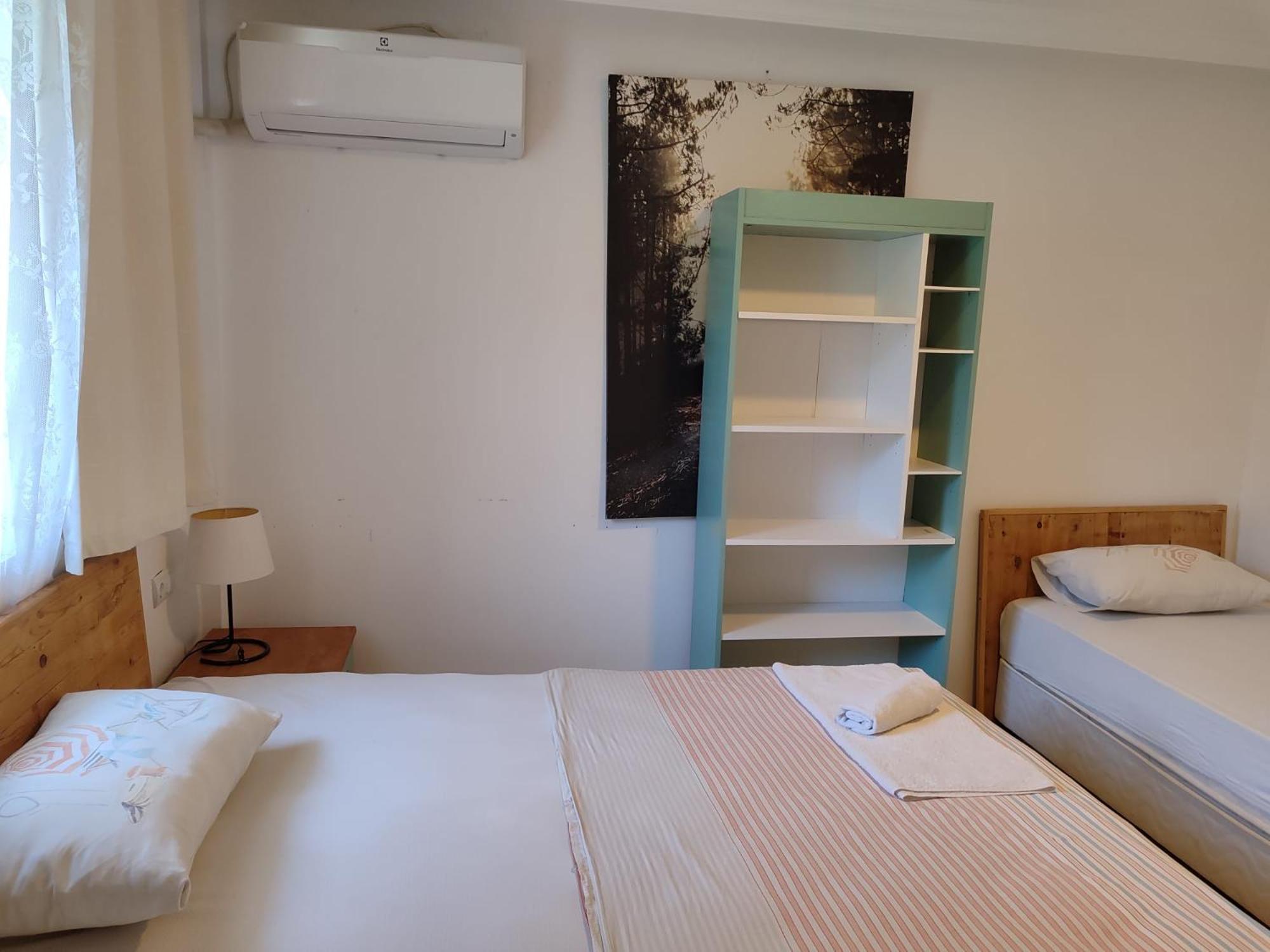 Flora Pansiyon Çıralı Apartamento Kemer Exterior foto